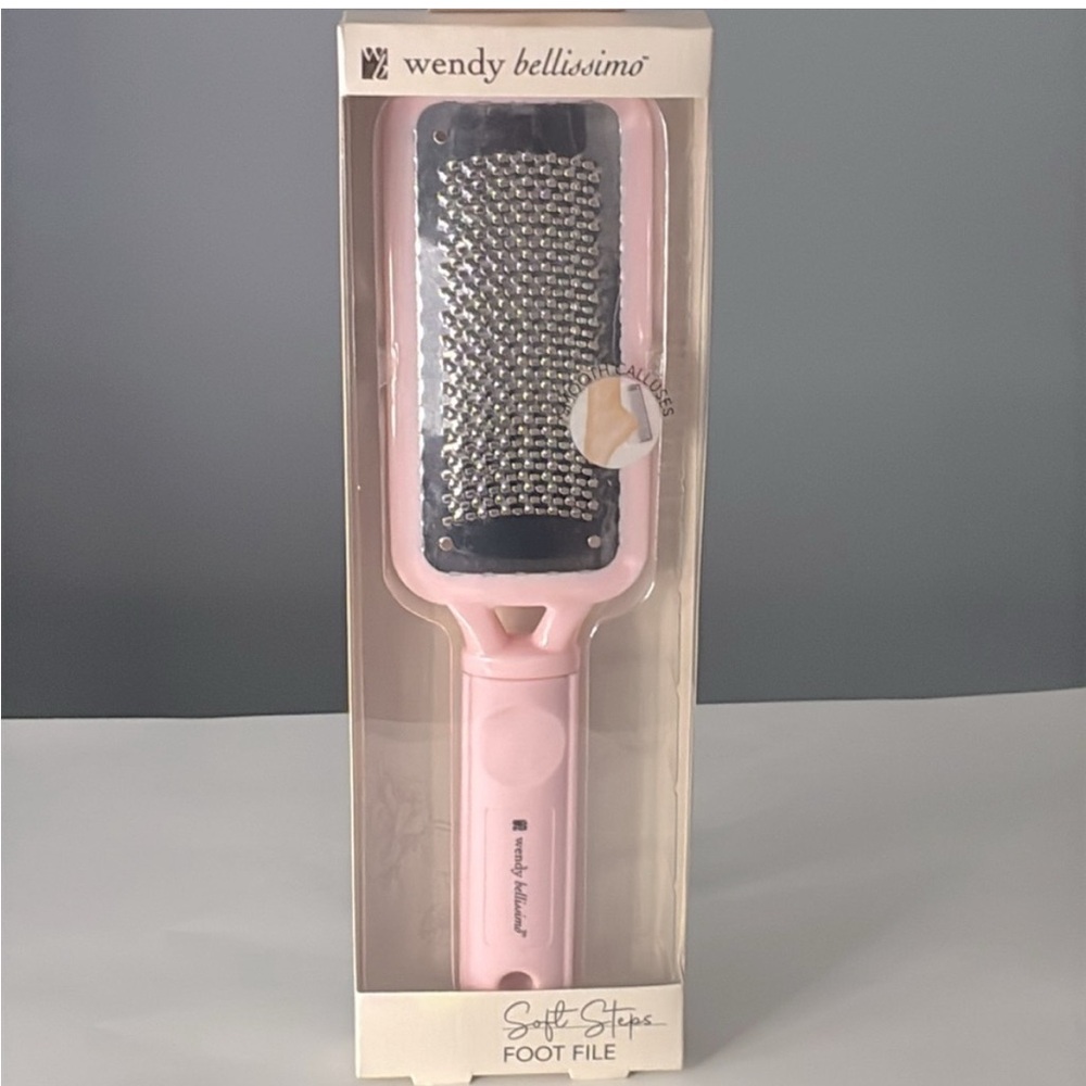 2/$20 🦶✨ Wendy Bellissimo Smooth Calluses Soft Steps Foot File — Light Pink